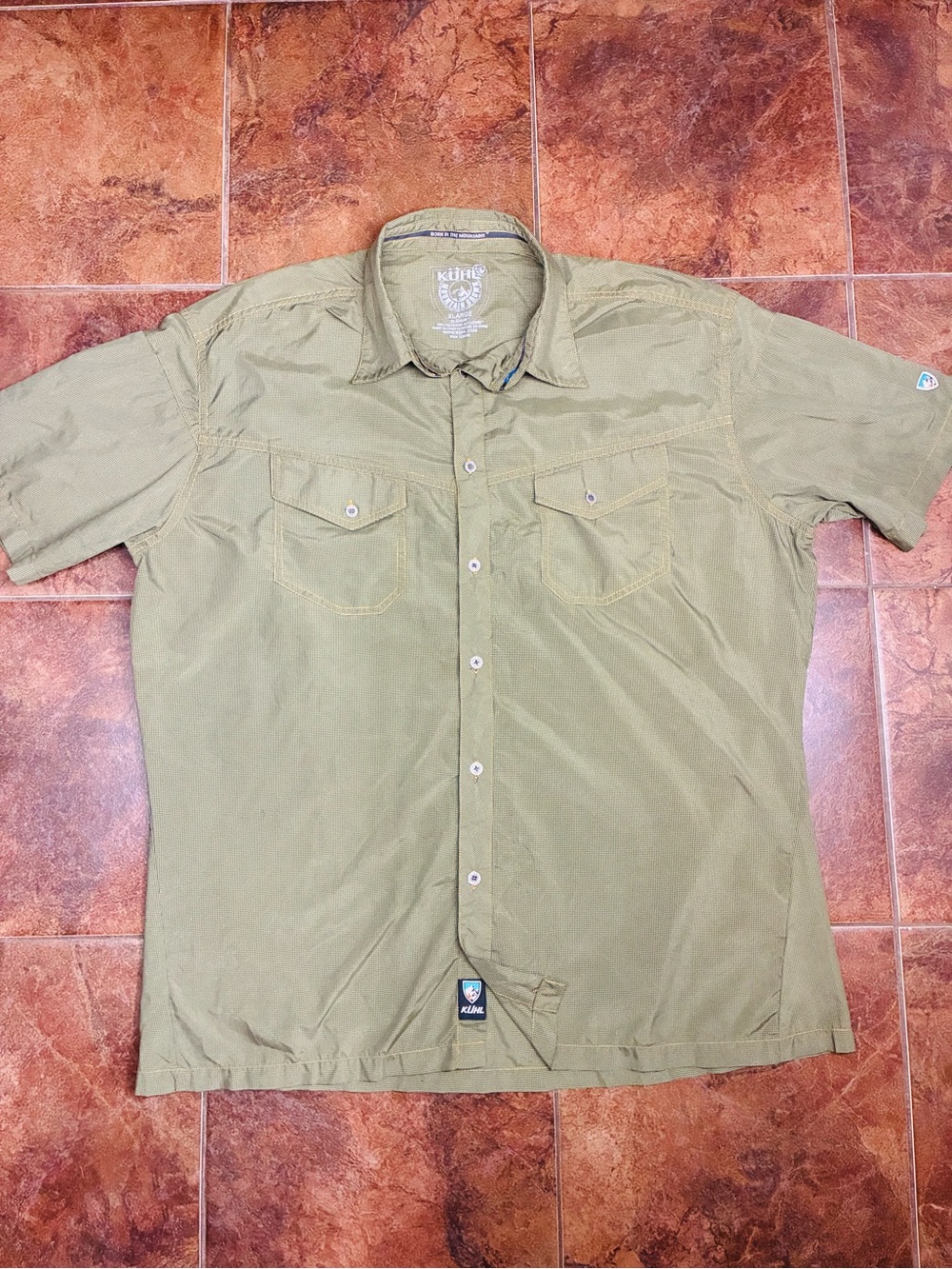 Kuhl Men's Short Sleeve Button-Down Shirt in Olive